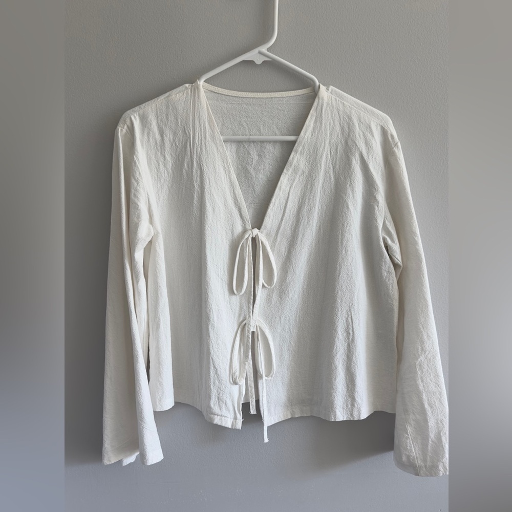 Elegant White Tie-Front Blouse